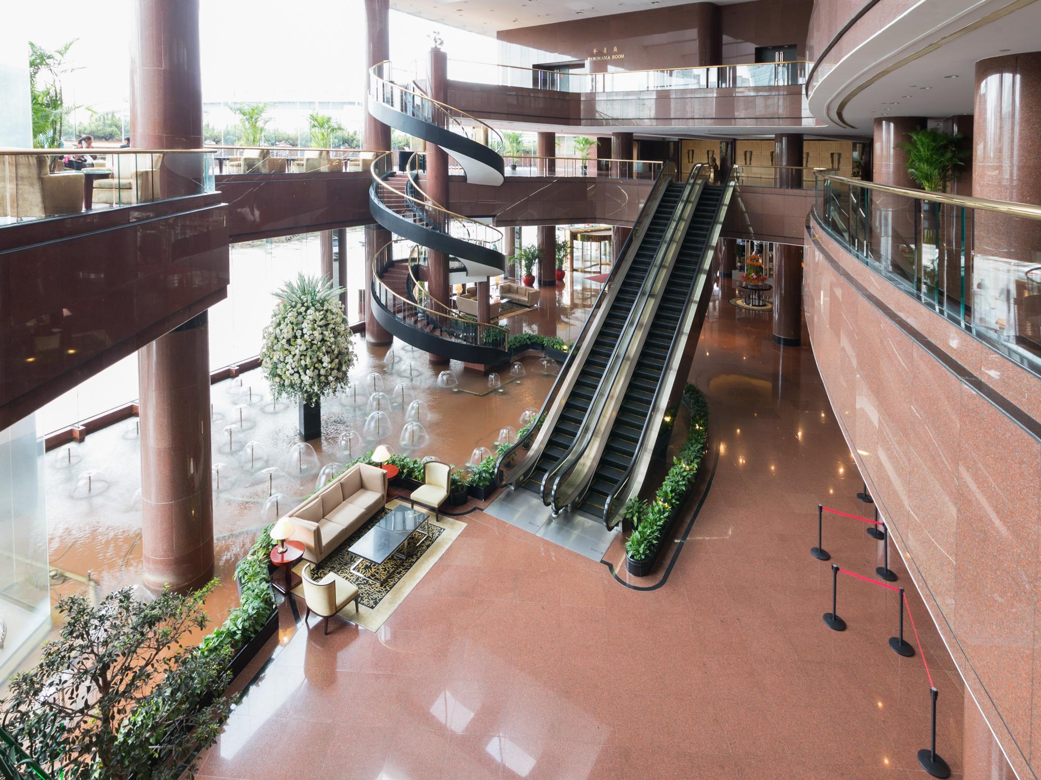 Hua Ting Hotel And Towers Shanghai Exterior photo