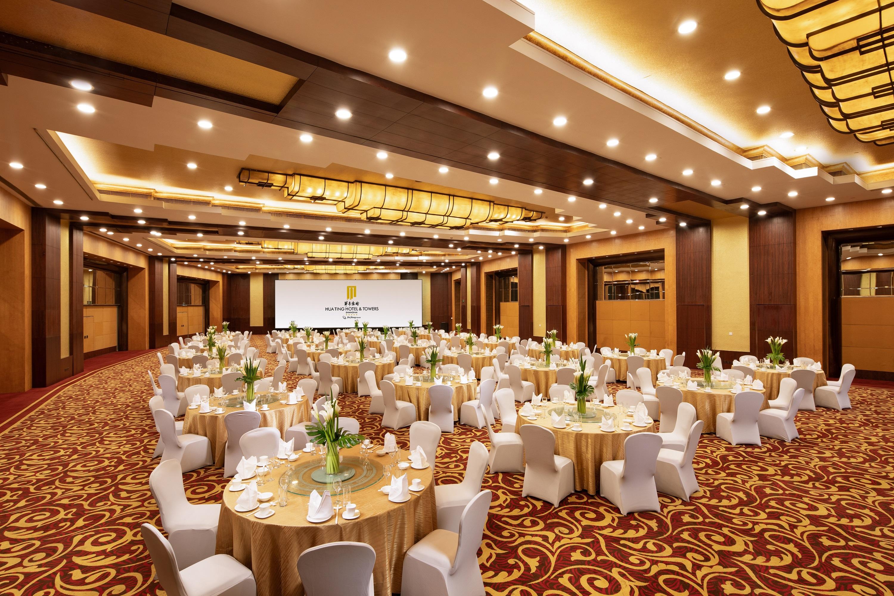 Hua Ting Hotel And Towers Shanghai Exterior photo