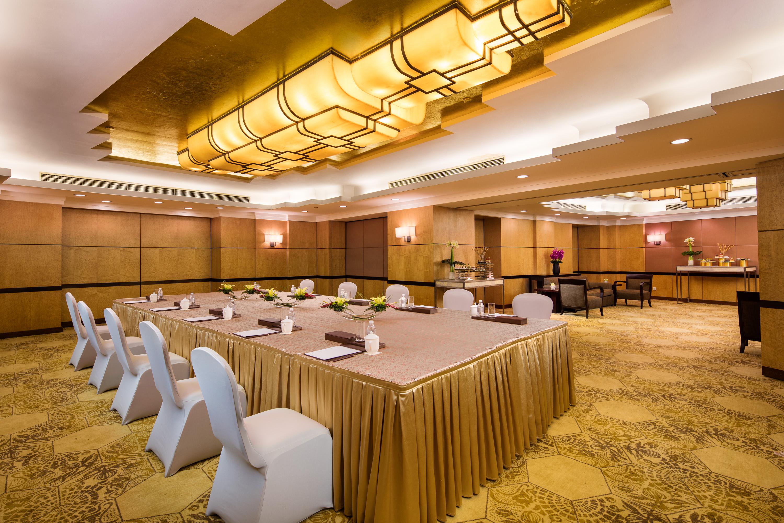 Hua Ting Hotel And Towers Shanghai Exterior photo