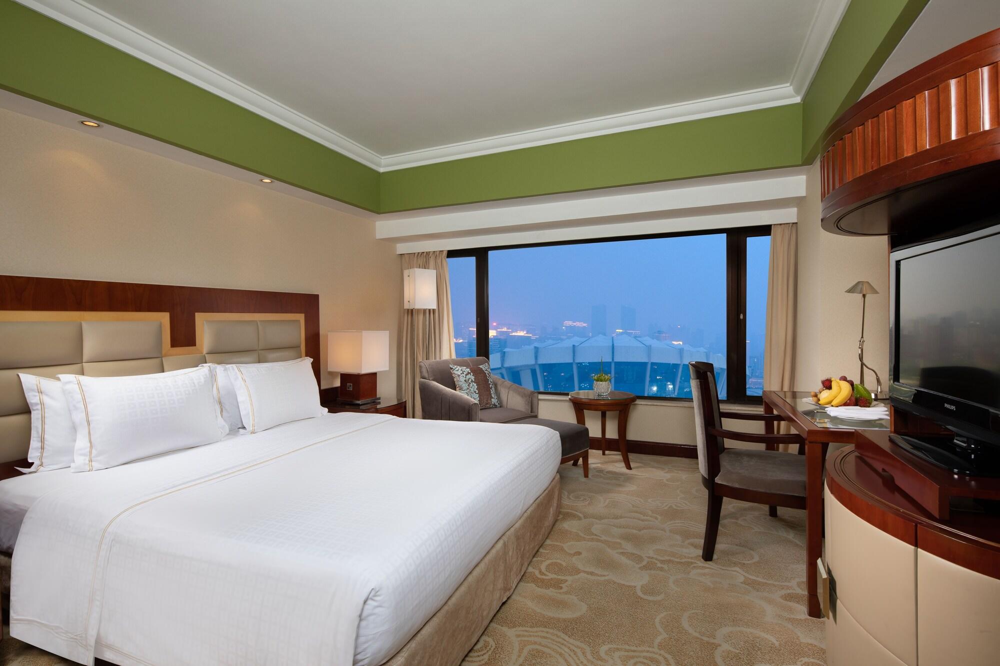 Hua Ting Hotel And Towers Shanghai Exterior photo