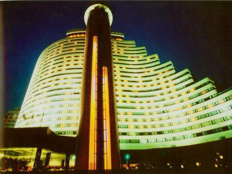 Hua Ting Hotel And Towers Shanghai Exterior photo